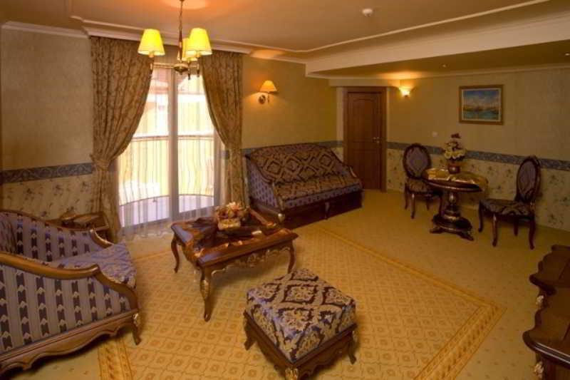 Hotel Chinar Hisarja Exterior foto