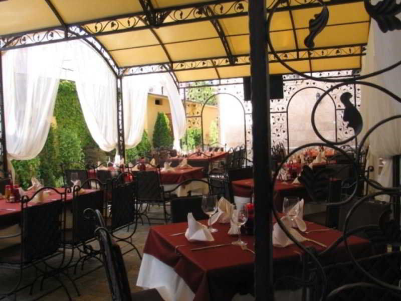 Hotel Chinar Hisarja Exterior foto